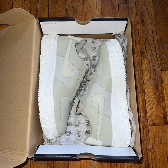 Nike Air Force 1 Pixel - Picture 4 of 4